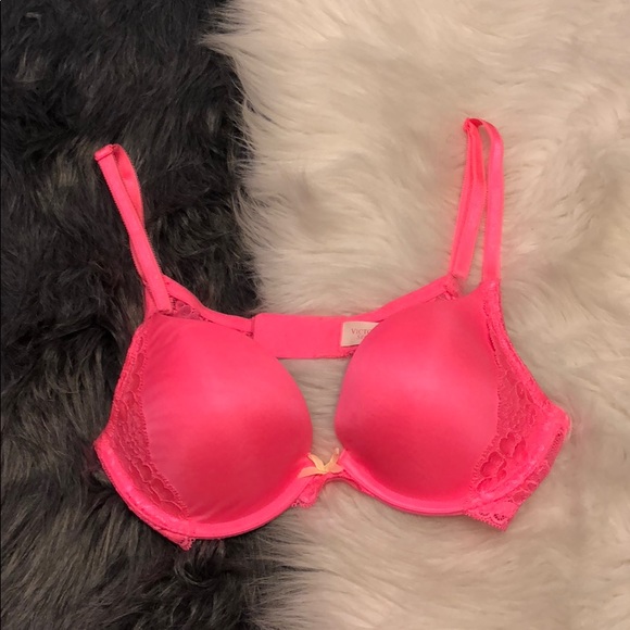Victoria's Secret Other - Victoria’s Secret pink bra